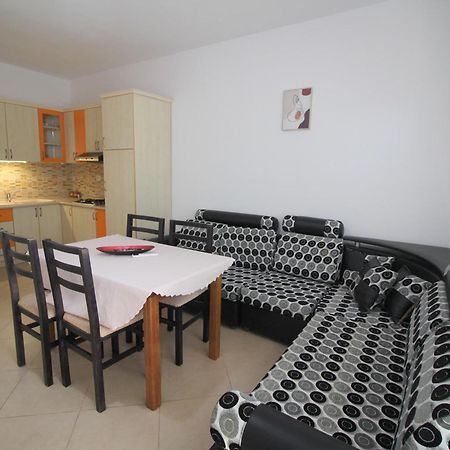 July Seaview Apartments Sarandë Exterior foto